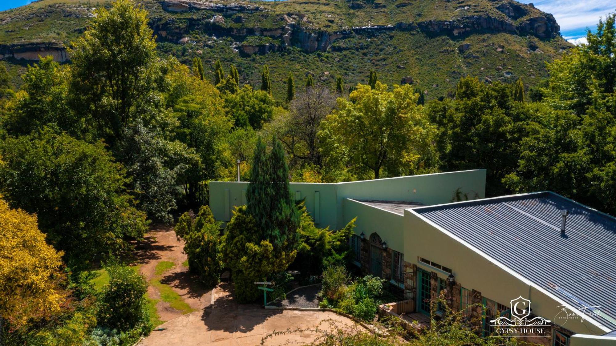 Gypsy Guest House Clarens Esterno foto